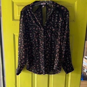 BONGO Black Floral Button-Up Blouse